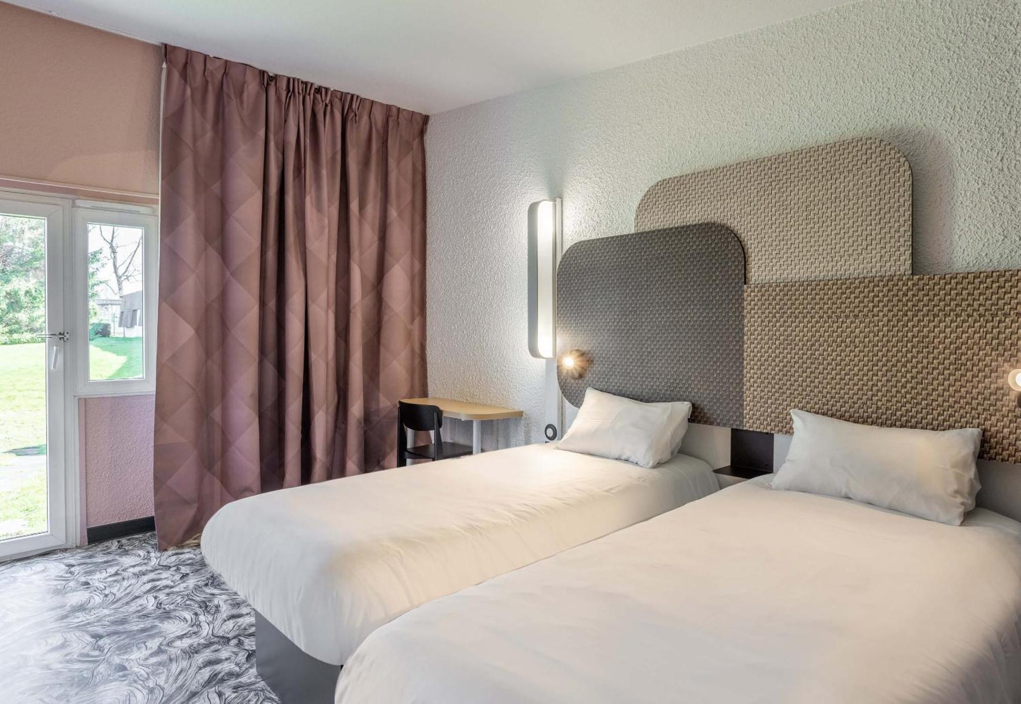 B&B Hôtel Valenciennes Sud Prouvy Exterior foto